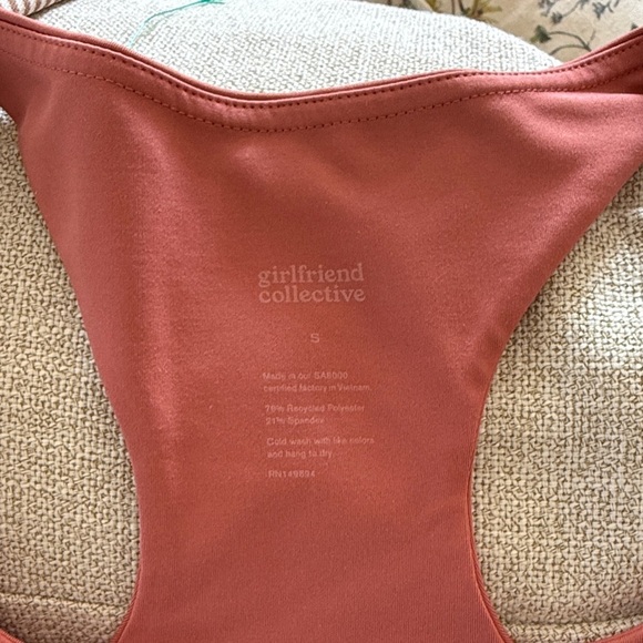 Girlfriend Collective Paloma Sports Bra size Small - Picture 3 of 3